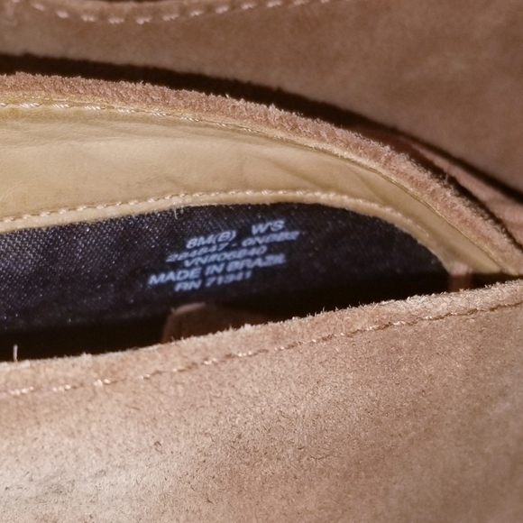 LL Bean Brown Suede Heels - Picture 4 of 5